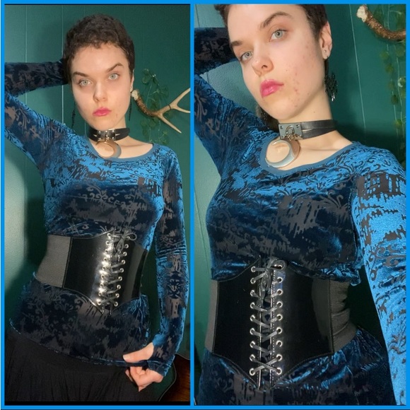 Simply Vera Vera Wang Tops - SOLD